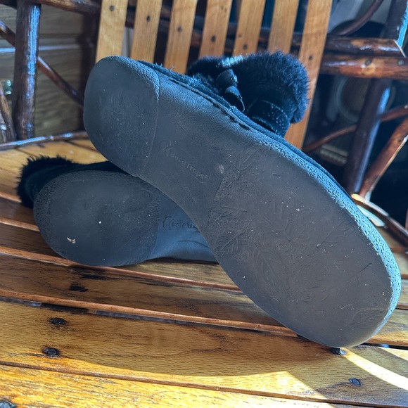 BearPaw square toe fur lined boots - Picture 13 of 13